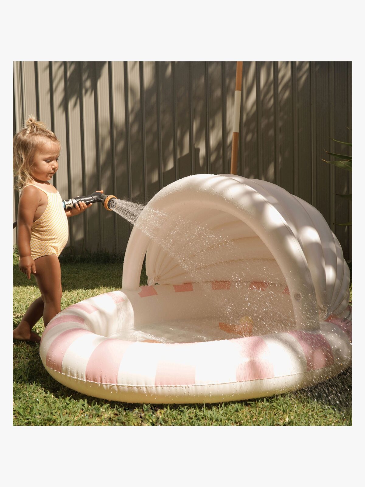 SUNNYLiFE Oppustelig Pool, Cotton Candy Cherry