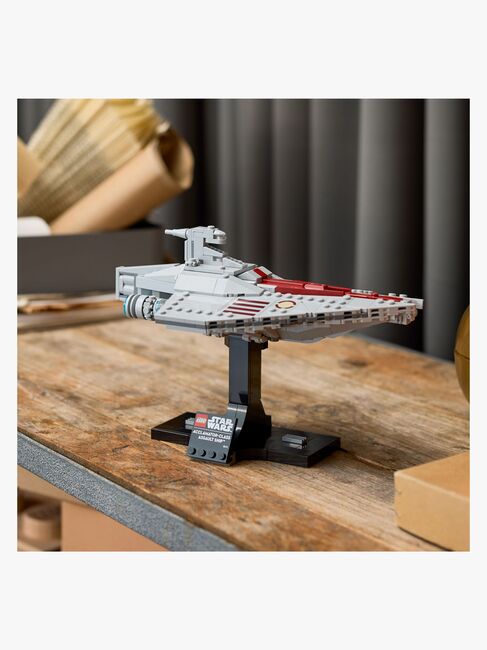 LEGO Star Wars 75404 Angrebsskib af Acclamator-klassen