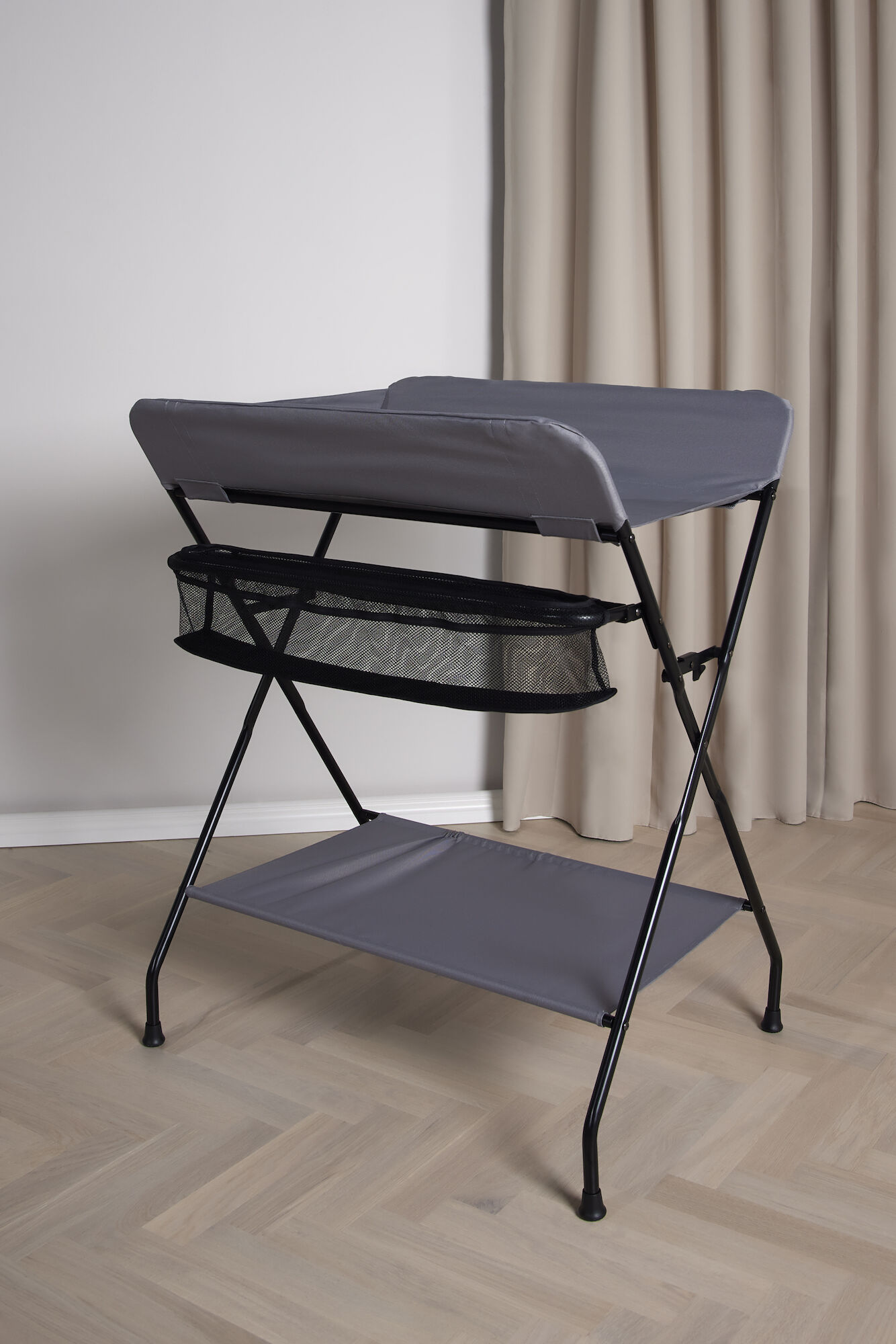 Beemoo CARE Sammenfoldeligt Puslebord, Dark Grey