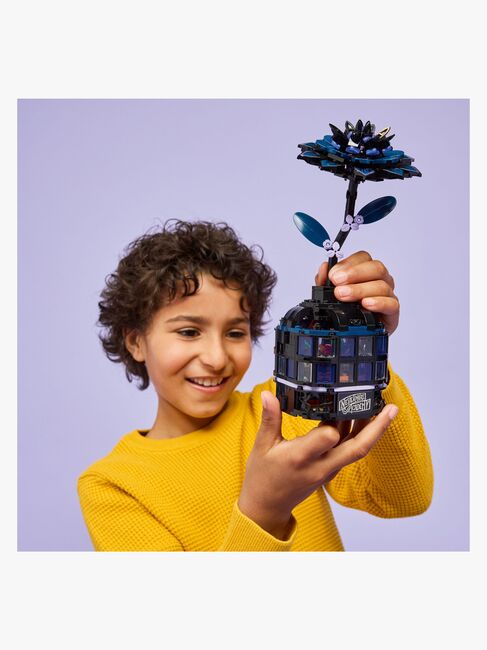 LEGO Wednesday 76784 Sort dahlia-blomst