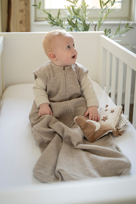 Baby's Only Sovepose Merinould 70cm, Fine Sand