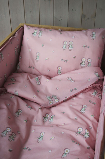 Elsa Beskow Blomsterfesten Sengerand 30 x 360, Pink