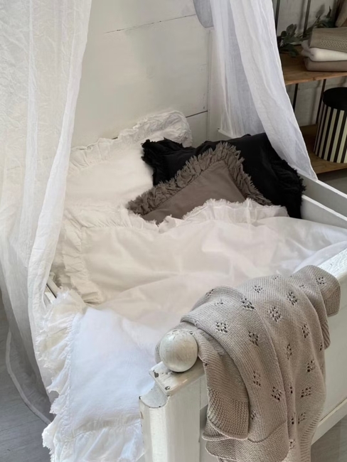 Mini Dreams Sengesæt Vintage Flæser Tremmeseng, Hvid