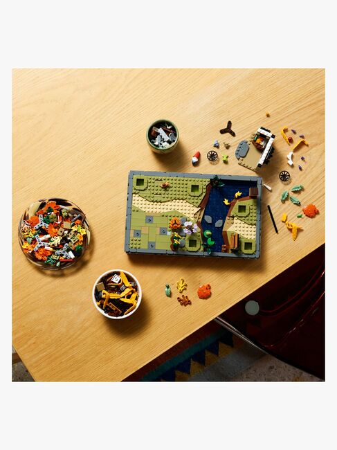 LEGO Icons 11372 Efterårshave og hytte