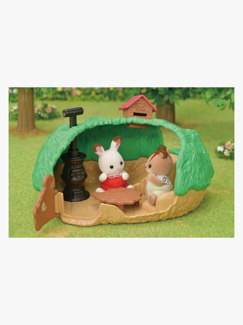 Sylvanian Families Dukkehusmøbler Babypindsvinets Gemmested