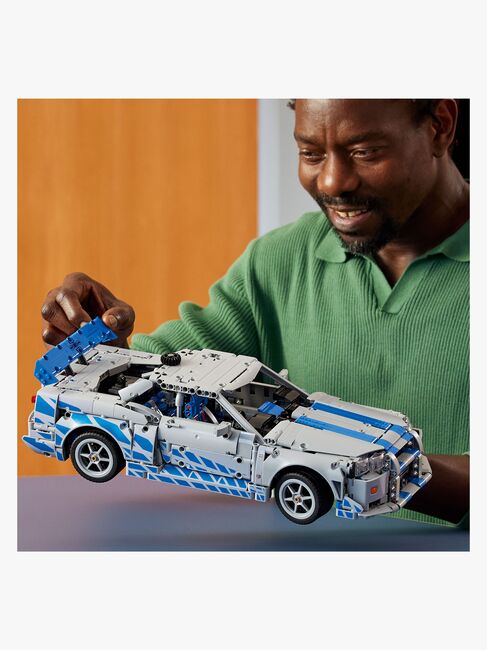 LEGO Technic 42210 2 Fast 2 Furious Nissan Skyline GT-R R34-bil