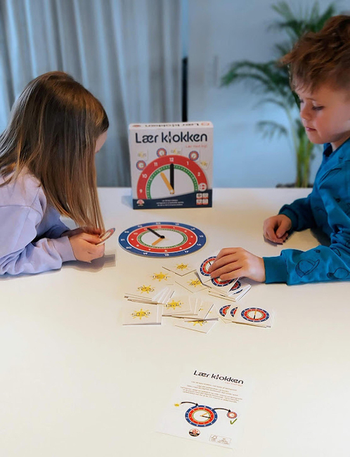 Danspil Børnespil Lær klokken