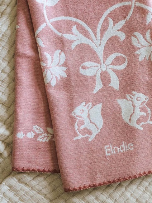 Elodie Tæppe Jacquard, Mullberry Pink 30326208435NA-3-1526_4a.jpg