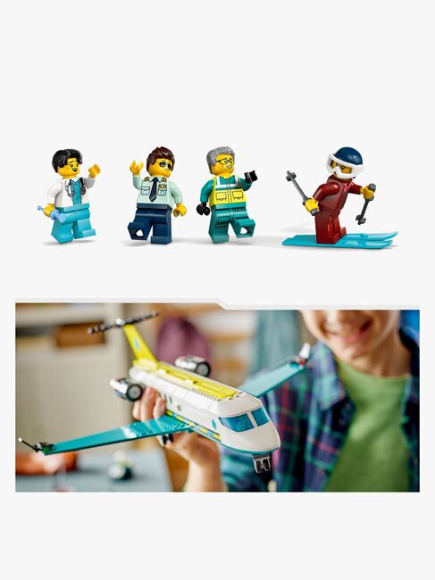 LEGO City 60465 Ambulancefly