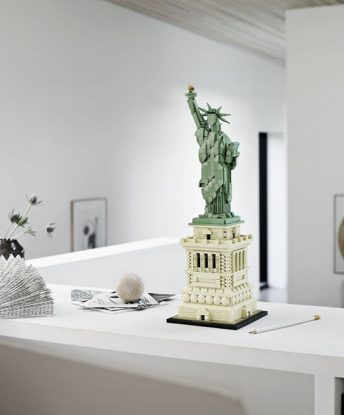 LEGO Architecture 21042 Frihedsgudinden