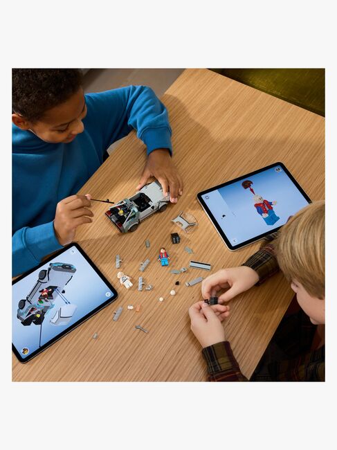 LEGO Speed Champions 77256 Tidsmaskinen fra Tilbage til fremtiden