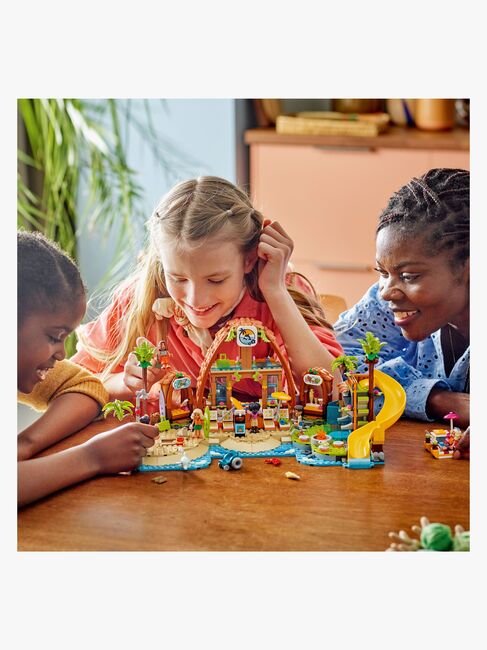 LEGO Friends 42673 Familieferie på strandresort