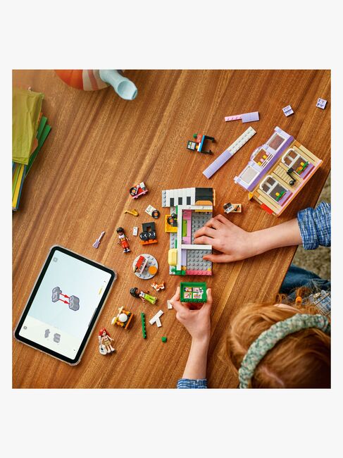 LEGO Friends 42653 Musikbutik og lejlighed