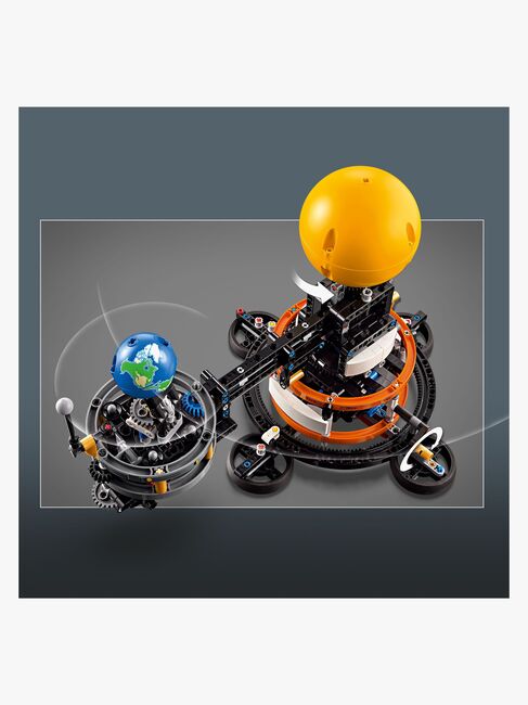 LEGO Technic 42179 Jorden og Månen i kredsløb