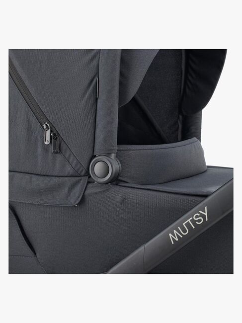 Mutsy Flow Duovogn, North Black