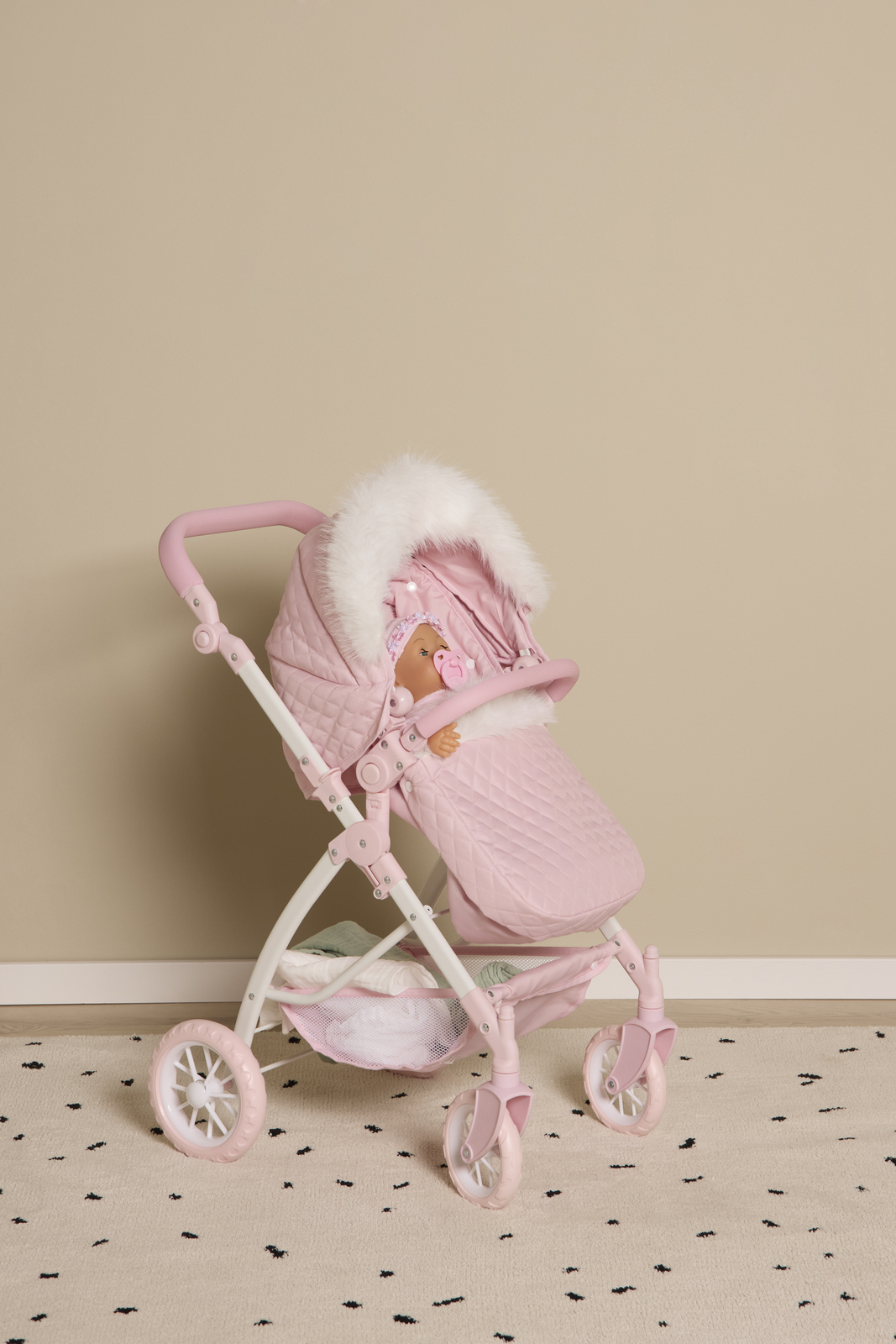 Cloudberry Castle Dukkevogn Konvertibel Pelskrave