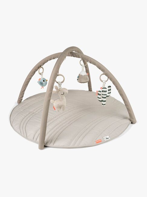 Done By Deer Lalee Aktivitetscenter, Sand