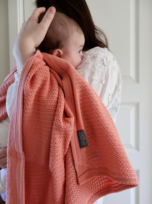 Vinter & Bloom Soft Grid EKO Hæklet Babytæppe, Clay Coral