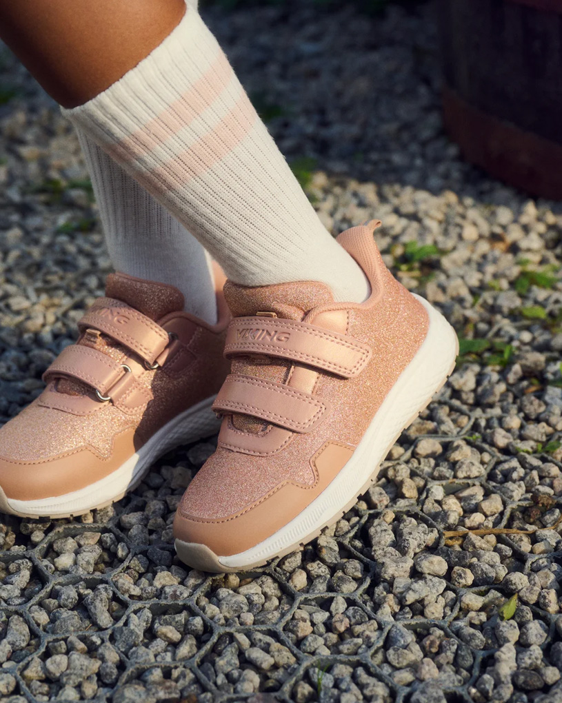 Endofseason_Landningssida_Kategorier_815x1020_Sneakers.jpg