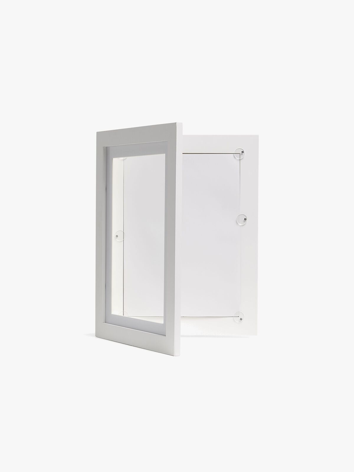 PF24-001 WHT-2256_1.jpg