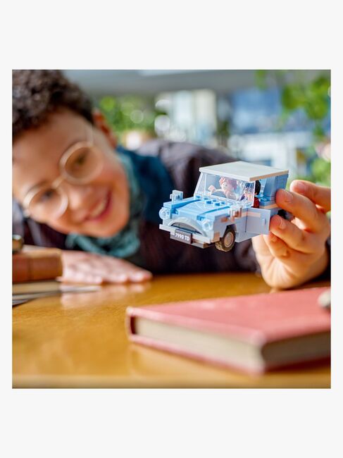 LEGO Harry Potter 76424 Flyvende Ford Anglia