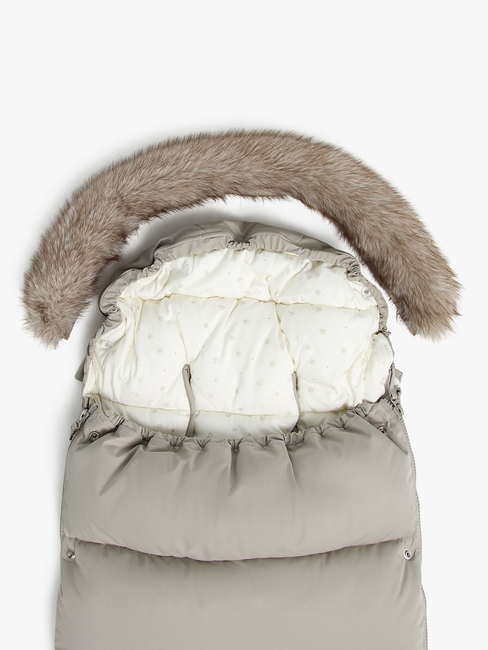 BM-BriskFootmuff-BEIGELEAF-1882_3e.jpg