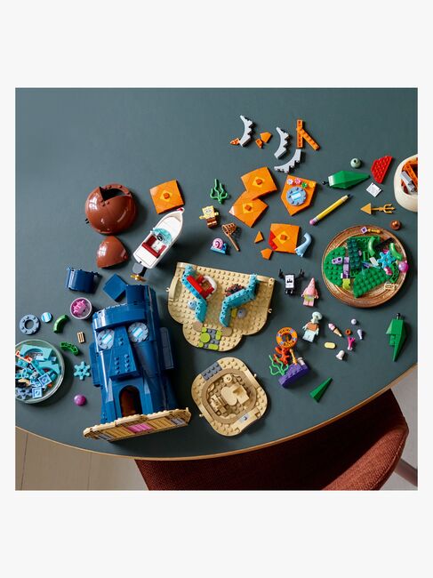 LEGO Icons 11386 SvampeBob Firkant: Bikini-Bunden 11386-1379_3b.jpg
