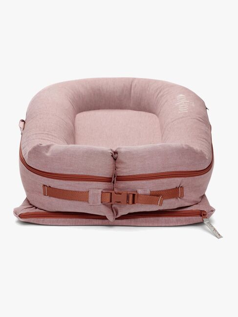 DockATot Deluxe+ Babynest, Ginger Chambray