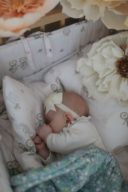 Beskow Blomsterfesten Sengerand 30 x 360, Sandfarvet