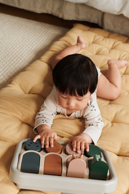 LIEWOOD Aviva Pop-up Aktivitetslegetøj, Sandy multi mix