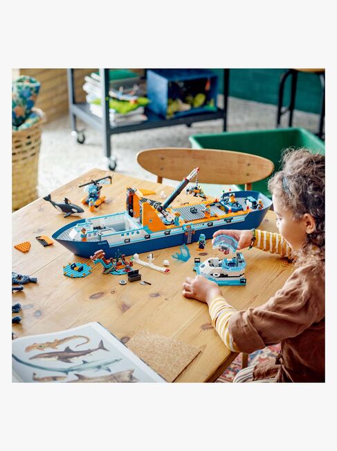 LEGO City 60368 Polarudforskningsskib