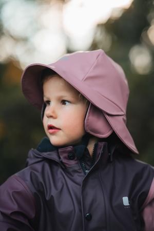 Lindberg Hjuvik Regnhat, Dahlia