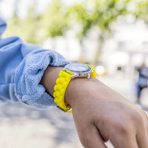 Pokémon Time Teacher Ur, Gul