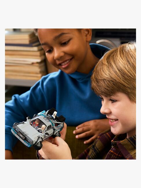 LEGO Speed Champions 77256 Tidsmaskinen fra Tilbage til fremtiden