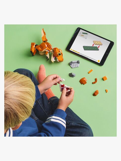 LEGO Jurassic World 76967 Little Eatie: T. rex