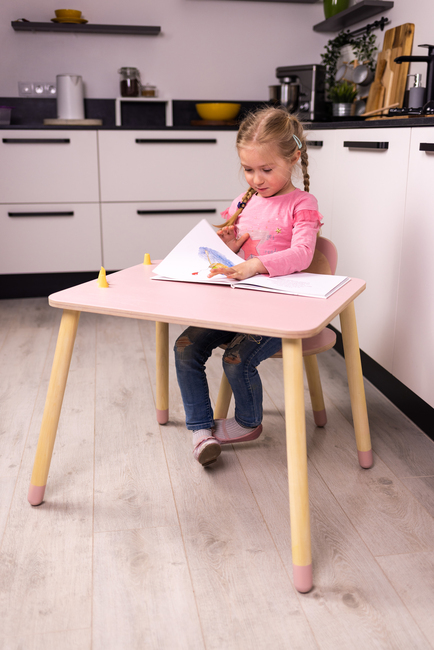 Family-SCL Kanin Bord & Stol Sæt, Pink