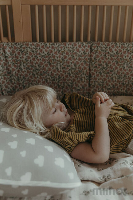 Mimos Pude Skyer S, Grå