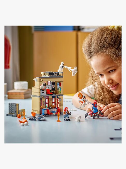 LEGO Super Mario 72043 Mario Kart – Interaktiv LEGO Mario og Standard Kart