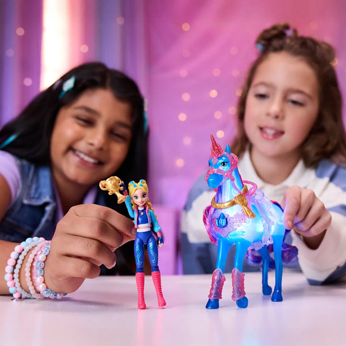 Unicorn Academy Figursæt Isabel & River: Train & Glow