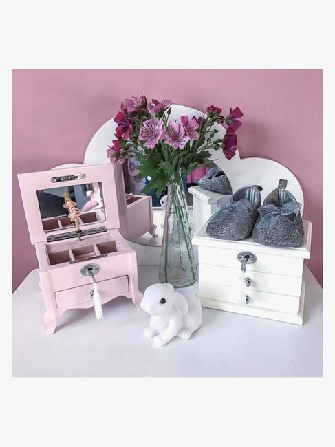 Gullbarn Smykkeskrin, Maya