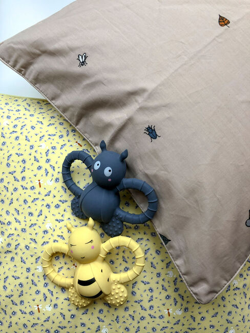 FILIBABBA Bella the Bee Bidelegetøj, Pale Banana